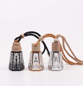 Car pendant perfume bottle